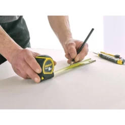 Mètre à Ruban Stanley 8m 25mm -TOOLSTATION Soldes 14736 02