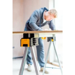 Tréteaux Pliables Haute Capacité Stanley FatMax 900kg 15 Tréteaux Pliables Haute Capacité Stanley FatMax 900kg -TOOLSTATION Soldes 55736 03