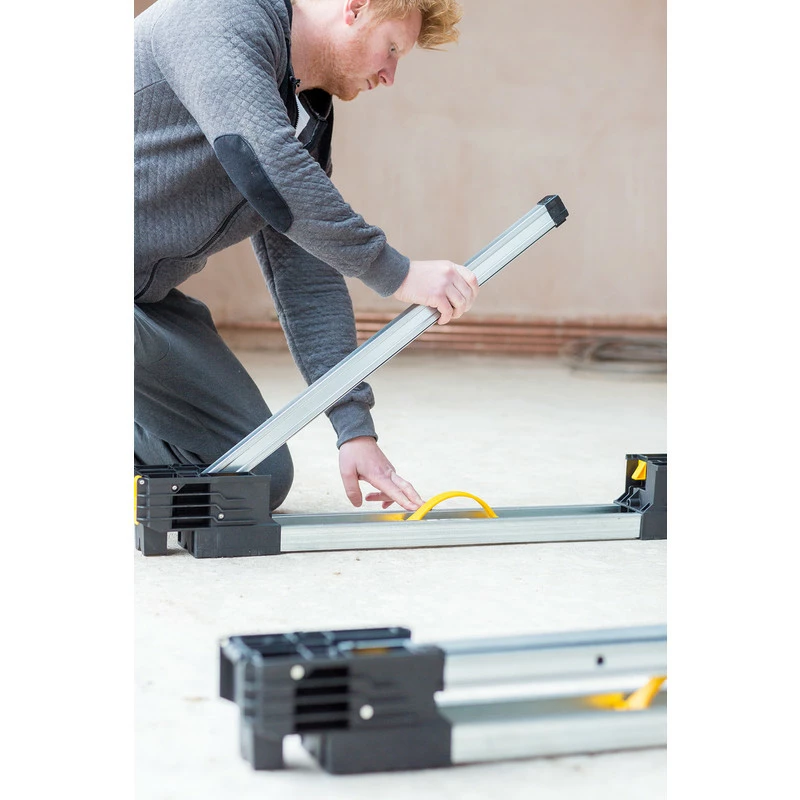 Tréteaux Pliables Haute Capacité Stanley FatMax 900kg 8 Tréteaux Pliables Haute Capacité Stanley FatMax 900kg – Image 6