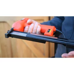 Cloueuse Agrafeuse électrique Duo 35 Tacwise 230V -TOOLSTATION Soldes 70520 07