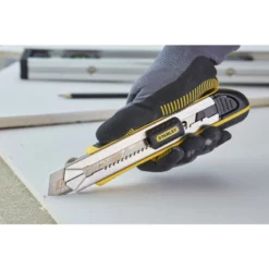 Cutter à Cartouche Stanley Fatmax 18mm -TOOLSTATION Soldes 84395 08